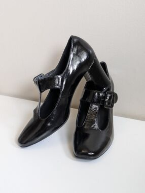 Bueno Black Valentina Leather Block Heels